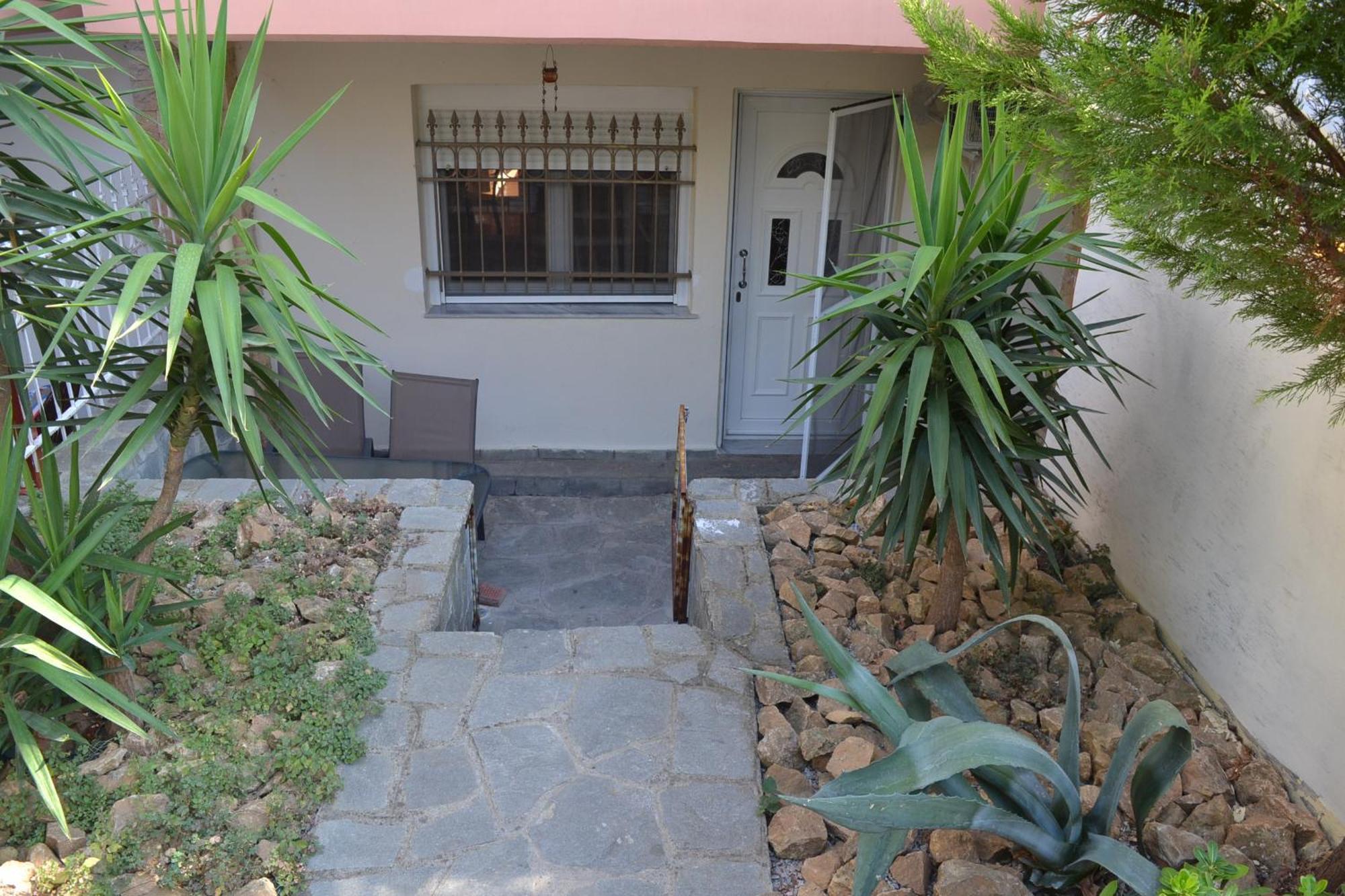 Roses Apartments Michaniona Exterior foto