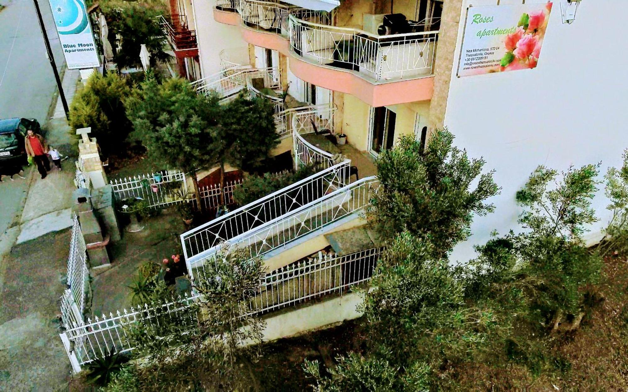 Roses Apartments Michaniona Exterior foto